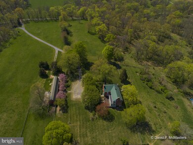 743 Windward Ln, Shepherdstown, WV 25443 - photo 6