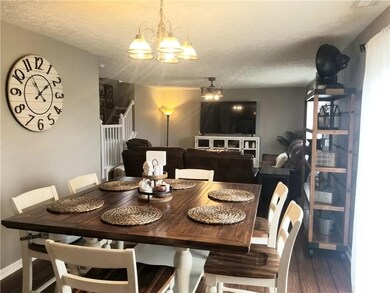 548 Southern Pines Dr, Whiteland, IN 46184 - photo 3