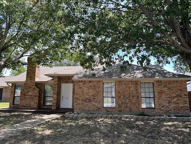 6825 Anderson Dr, the Colony, TX 75056 - photo 2