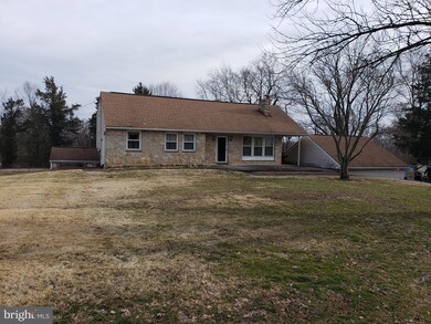 426 Lee Ave, Spring City, PA 19475 - photo 2