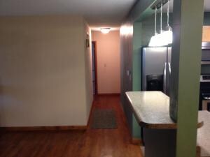 1122 Oakview Dr, Columbus Junction, IA 52738 - photo 4