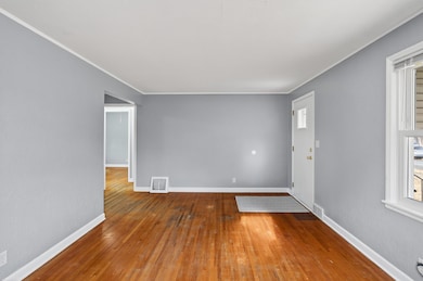 5037 Camden Ave N, Minneapolis, MN 55430 - photo 5