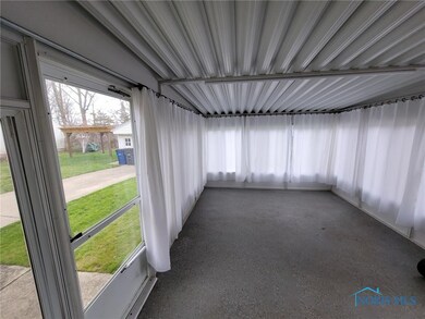 4207 Willis Blvd, Toledo, OH 43623 - photo 7