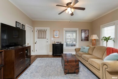 1106 E Rusholme St, Davenport, IA 52803 - photo 7