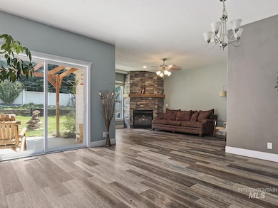 1214 N Trail Creek Ln, Eagle, ID 83616 - photo 7