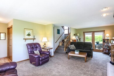 006-Living_Room-4213468-large