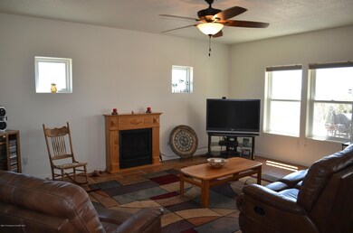 1001 Natane Ave, Farmington, NM 87401 - photo 3