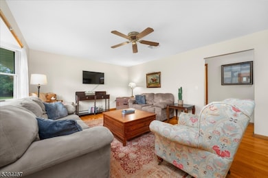 154 Old Croton Rd, Flemington, NJ 08822 - photo 2