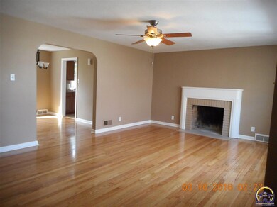 1023 SW Parkview St, Topeka, KS 66604 - photo 3