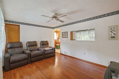 100 Longvue Dr, Pittsburgh, PA 15237 - photo 5