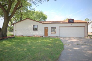 Side/ Garage