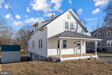 10035 Winchester Ave, Bunker Hill, WV 25413 - photo 2