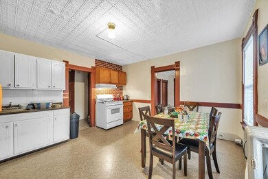 70 Alexander St, Springfield, MA 01107 - photo 6