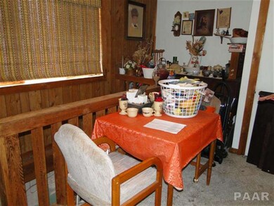 9418 W Farmington Rd, Hanna City, IL 61536 - photo 4