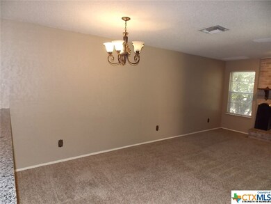 417 Buttercup unit B, New Braunfels, TX 78130 - photo 5