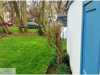 2210 Beal Ave, Lansing, MI 48910 - photo 5
