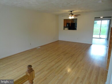 1403 Saint Christopher Ct, Edgewood, MD 21040 - photo 3