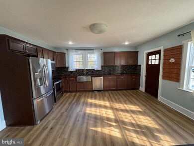 208 Vineyard Rd, Atco, NJ 08004 - photo 6