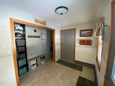 9 Stoneridge Dr, Standish, ME 04084 - photo 4