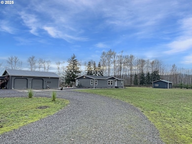 223 Horseshoe Bend, Kelso, WA 98626 - photo 2