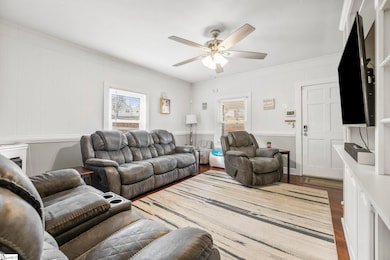 24 S Main St, Startex, SC 29377 - photo 5