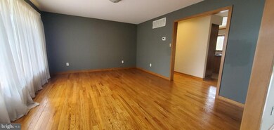 800 Lantern Way, Sewell, NJ 08080 - photo 5