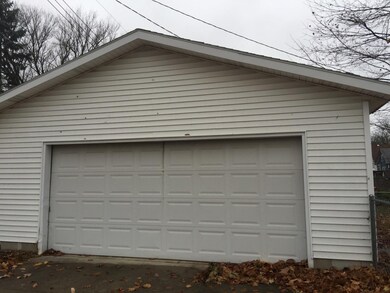 320 Niles St, La Porte, IN 46350 - photo 2