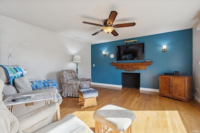 710 W 13th St, Mishawaka, IN 46544 - photo 6