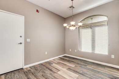 LARGE CHEERY DINING ROOM