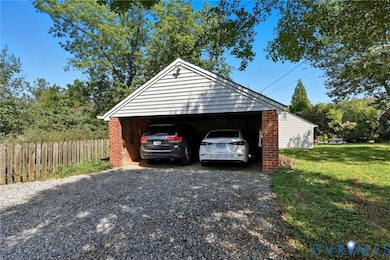 8205 Rocky Branch Ln, Henrico, VA 23228 - photo 2