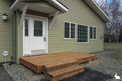 5_EntranceExterior