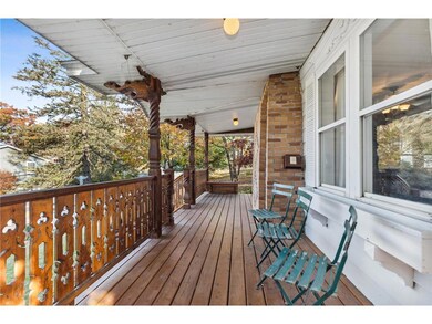 Amazing Front Porch