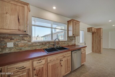 1044 E Linda Ave-6