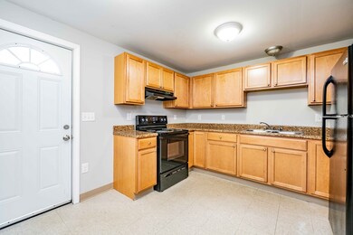 51 James St unit 53, Springfield, MA 01105 - photo 7