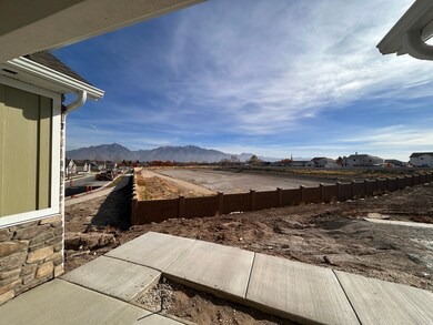 View of yard with a mountain view and a residential view