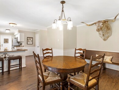 1017 Hicks St, Tomball, TX 77375 - photo 7