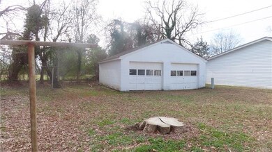 516 16th St, West Point, VA 23181 - photo 3