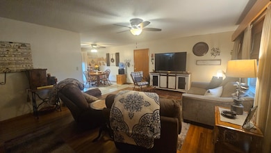 611 N 2nd St, Cimarron, KS 67835 - photo 4