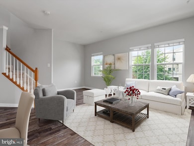 7256 Mockingbird Cir, Glen Burnie, MD 21060 - photo 5