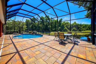 Spacious 25X50 Soaring Screened Enclosure (4 ft hi