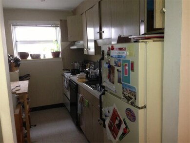 8 Commonwealth Ct unit 15, Brighton, MA 02135 - photo 2