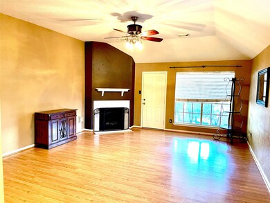 8322 Holmwood Dr, Houston, TX 77040 - photo 4