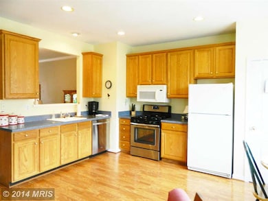 7342 Old Pohick Way, Lorton, VA 22079 - photo 5