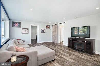 63 Hillside Rd, Broomall, PA 19008 - photo 4