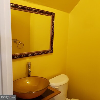 311 Thayer Ct, Newark, DE 19702 - photo 3