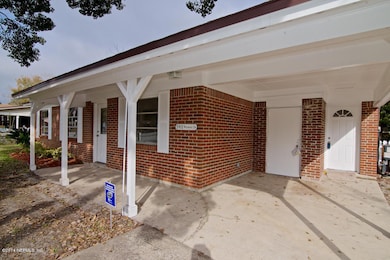 5911 Wending Dr, Jacksonville, FL 32244 - photo 4