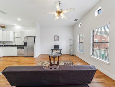 3418 Rolgom Place Ct, Houston, TX 77021 - photo 6