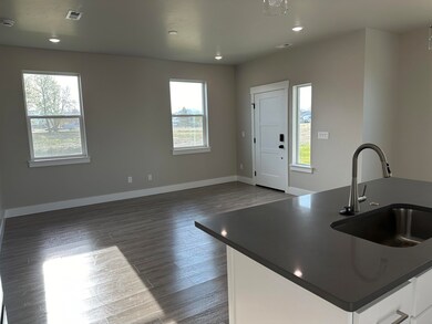 5570 Trueman Unit B, Pocatello, ID 83202 - photo 6