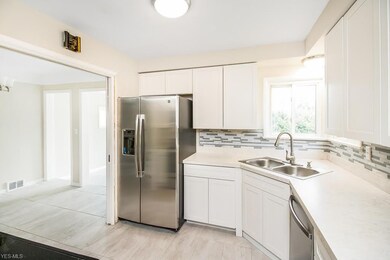 5056 Clement Ave, Maple Heights, OH 44137 - photo 4