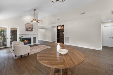 8519 Sparkling Springs Dr, Houston, TX 77095 - photo 6